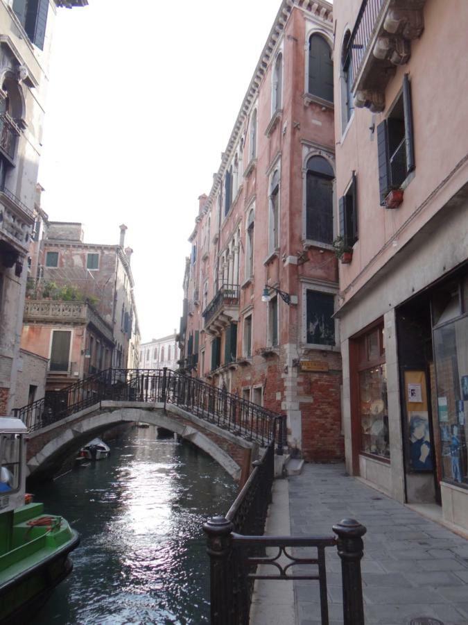 Palazzo Boldu - Ca' Colombina Apartment Venice Luaran gambar